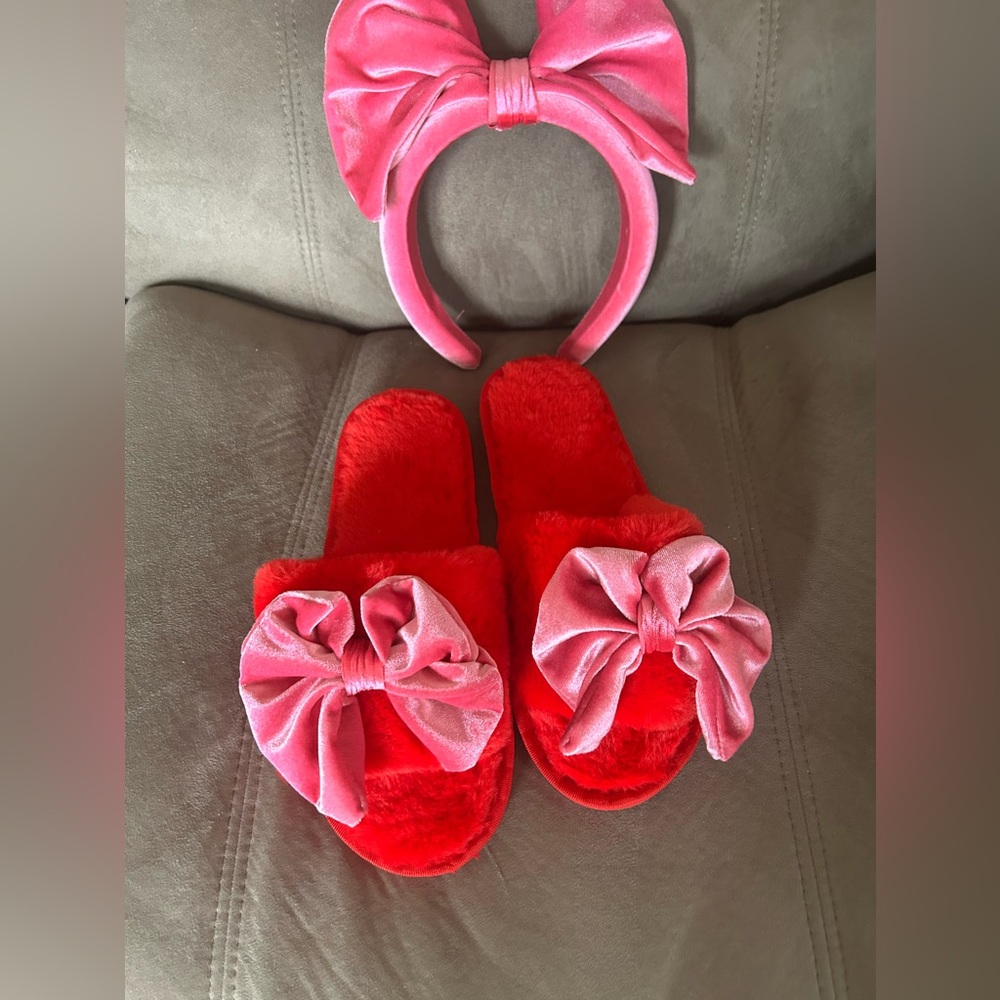 Bedroom plush bow slippers with matching bow‎ headband